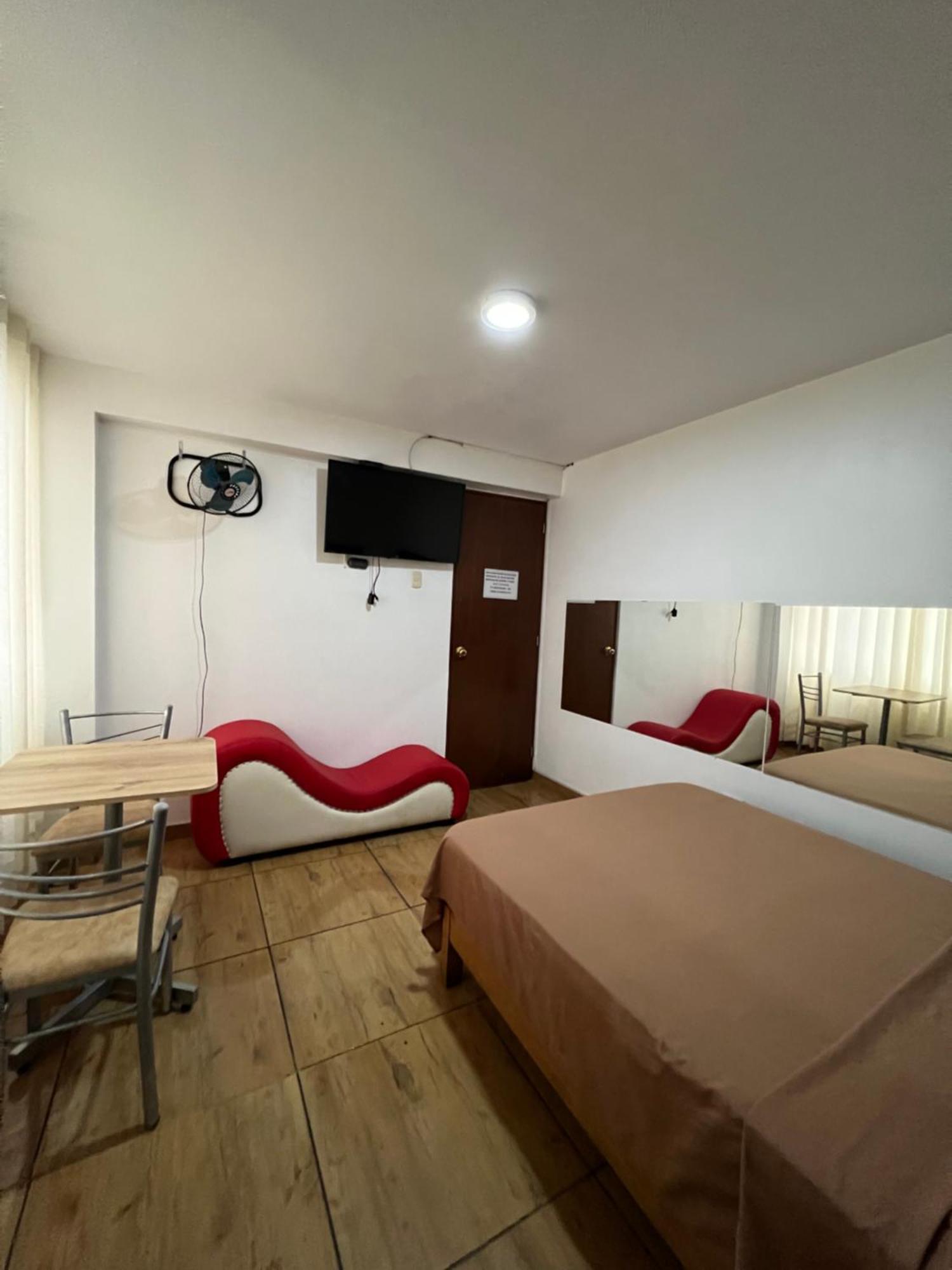 Hospedaje Senegal Cerca Al Aeropuerto Ліма Екстер'єр фото