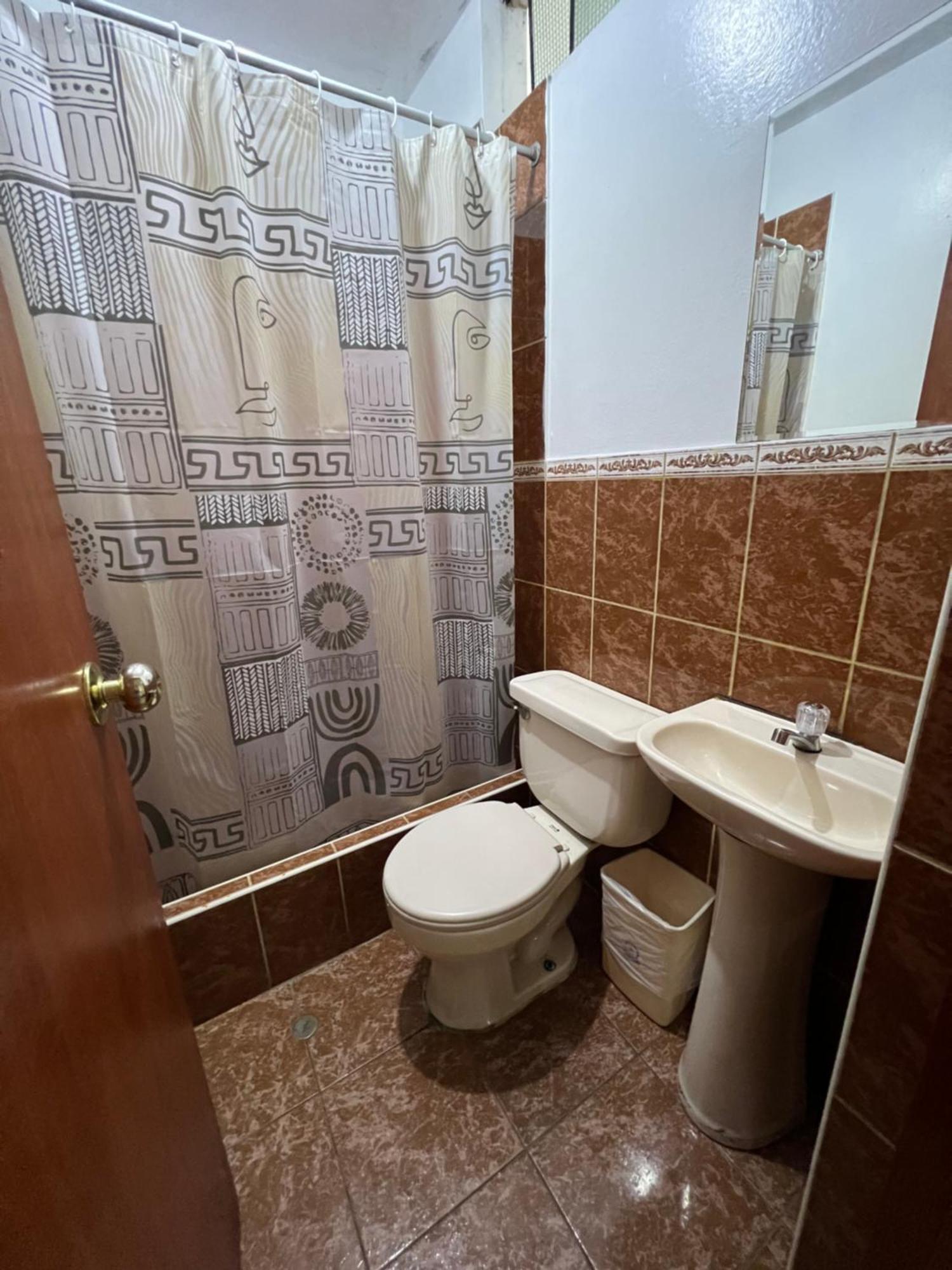 Hospedaje Senegal Cerca Al Aeropuerto Ліма Екстер'єр фото